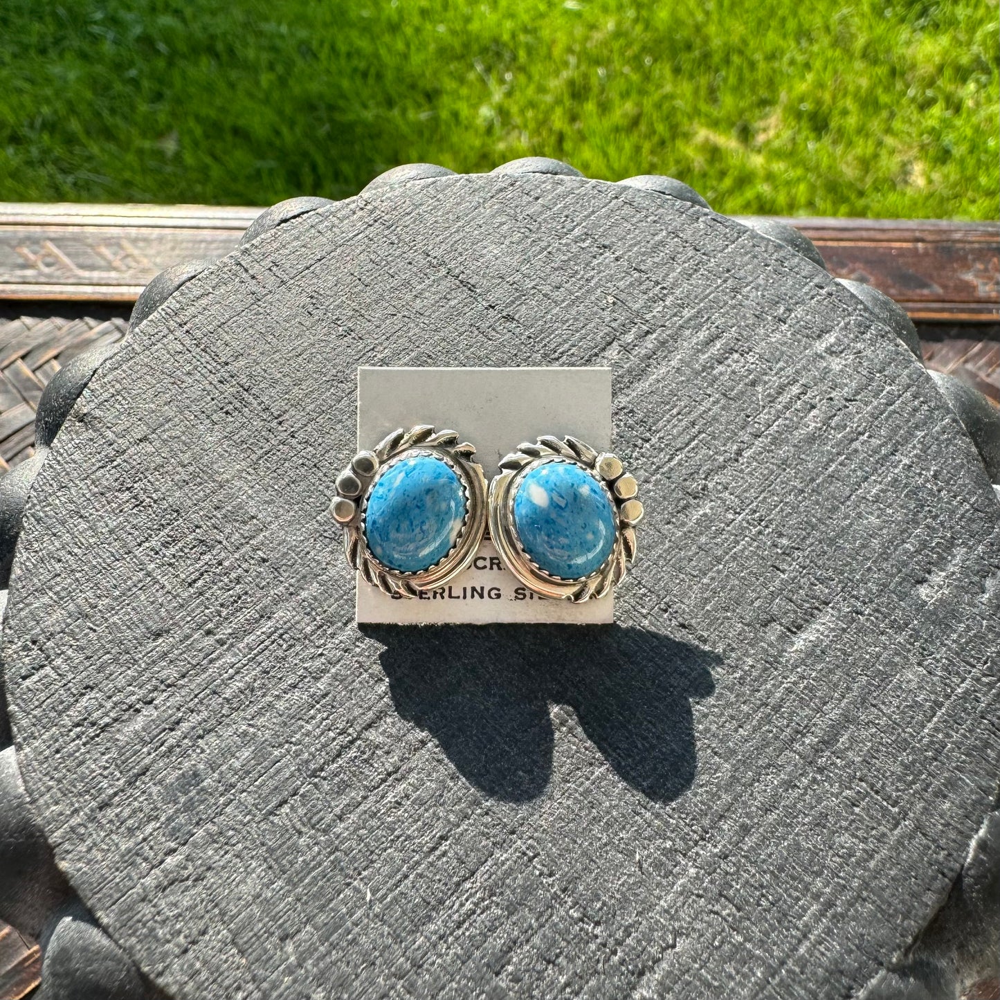 Denim Lapis Detailed Studs