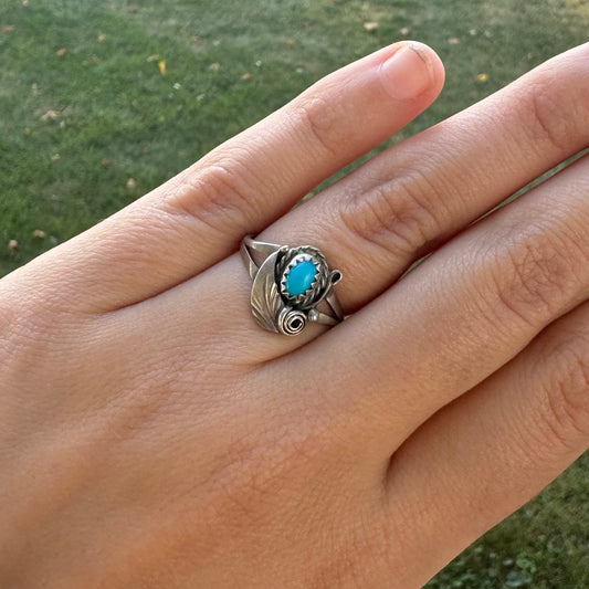 Vintage Turquoise ring Size 6